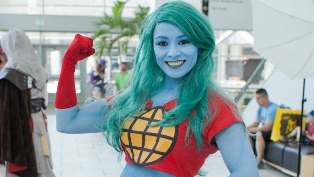 Captain Planet cosplayer